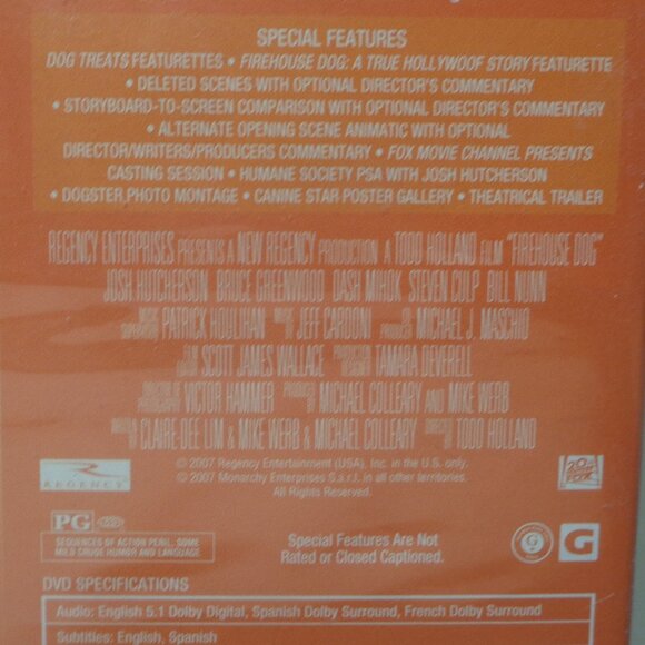 MARLEY & ME / FIREHOUSE DOG New DVD / Double Feature / Bonus Special Features - Picture 7 of 8